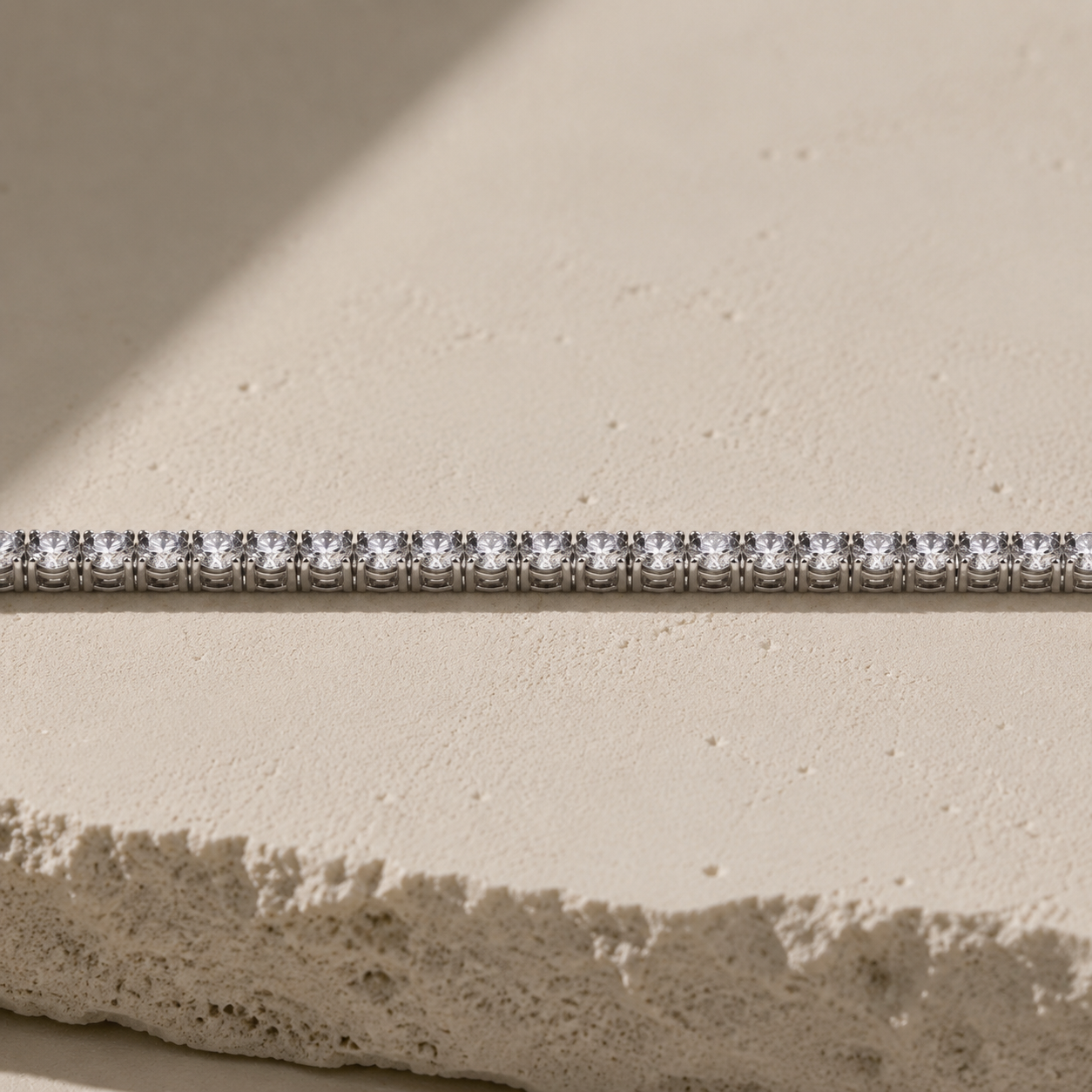 DHARIN Full Pavé Tennis Necklace macro detail, continuous lab-grown diamond line, four-prong setting, S925 silver